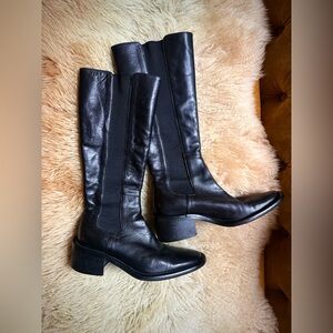 Vintage Black Leather Knee-High Chelsea Boots Made in Italy